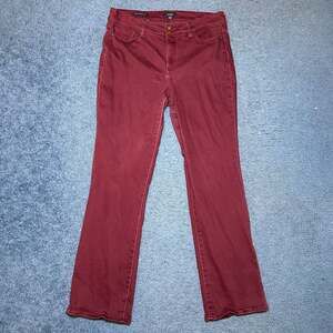 NYDJ Petite Marilyn Straight Jeans size 12 P Petite lift tuck technology $100